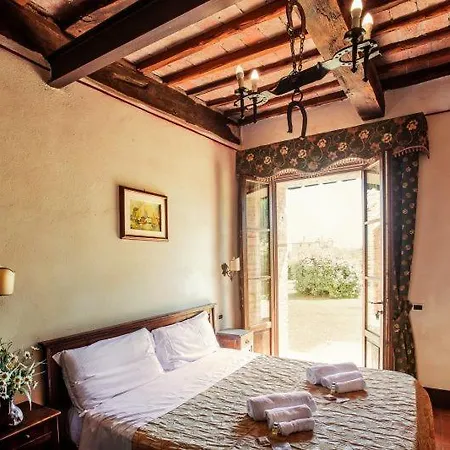 Casale Baldelli * カスティリオーネ・デル・ラーゴ